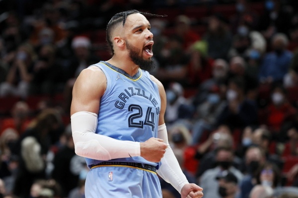 太阳新三叉戟正式亮相！布克誓言完成未竟事业，格林自信组合将令人惊讶